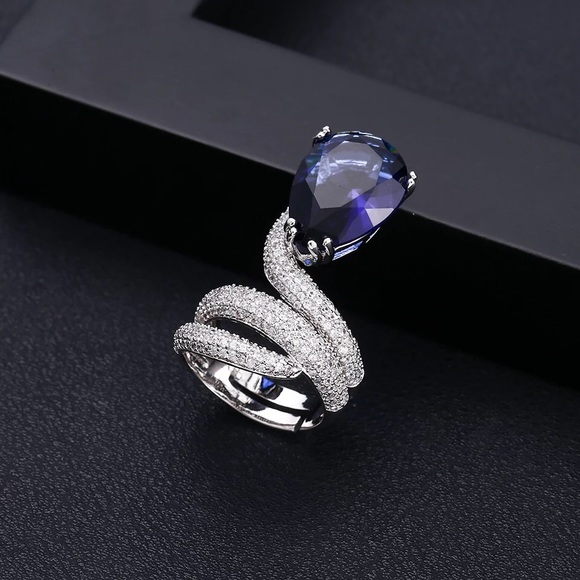 NIB 18kt White Gold Sapphire Diamond Swirl Ring - Picture 3 of 4